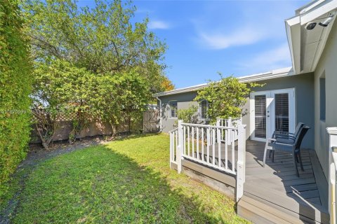 Купить виллу или дом в Майами, Флорида 3 спальни, 152.36м2, № 2048623 - фото 5