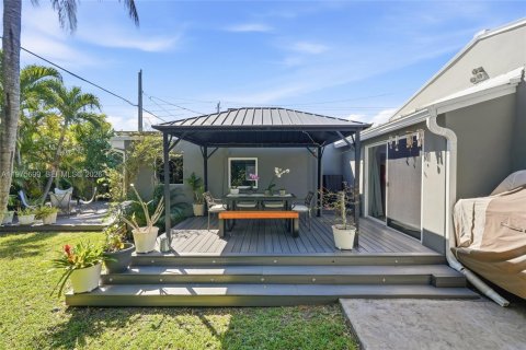 Купить виллу или дом в Майами, Флорида 3 спальни, 152.36м2, № 2048623 - фото 26