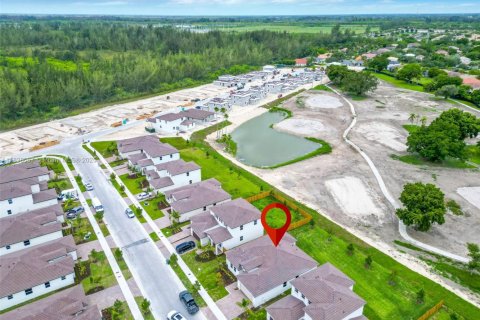 Casa en alquiler en Homestead, Florida, 4 dormitorios № 1978242 - foto 26