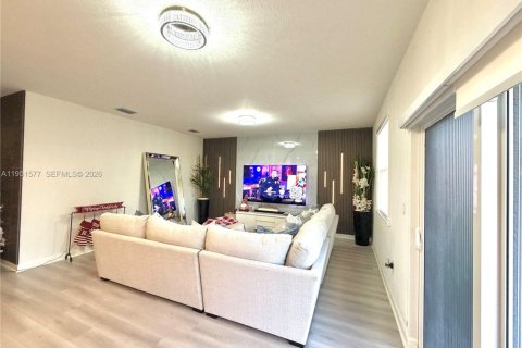 Casa en alquiler en Homestead, Florida, 5 dormitorios № 2009462 - foto 12