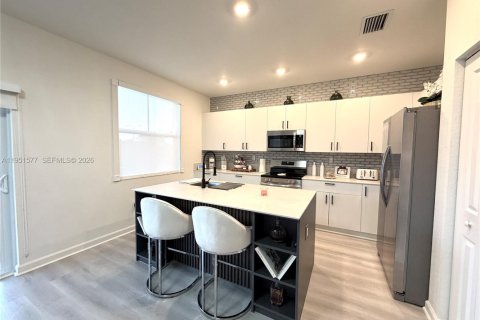 Casa en alquiler en Homestead, Florida, 5 dormitorios № 2009462 - foto 17