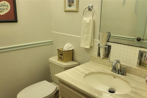 Condo in Clearwater, Florida, 1 bedroom  № 1630982 - photo 13