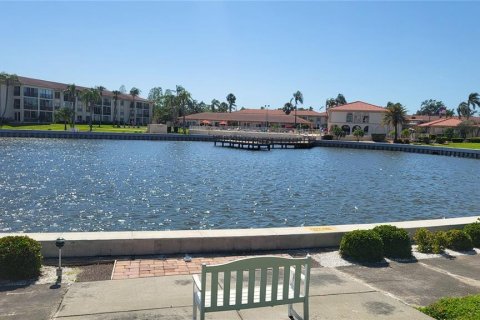 Condo in Clearwater, Florida, 1 bedroom  № 1630982 - photo 3