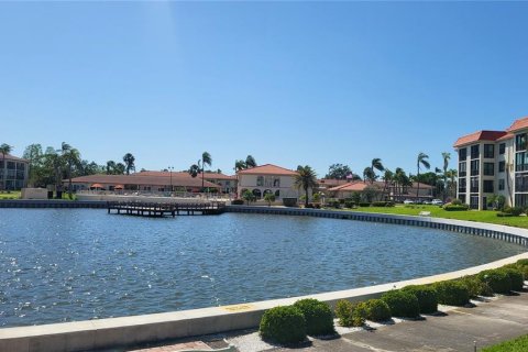 Condo in Clearwater, Florida, 1 bedroom  № 1630982 - photo 5