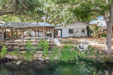 House in Belle Isle, Florida 4 bedrooms, 170.75 sq.m. № 1733472 - photo 10