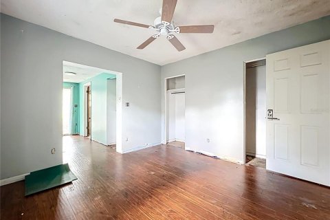 House in Belle Isle, Florida 4 bedrooms, 170.75 sq.m. № 1733472 - photo 23
