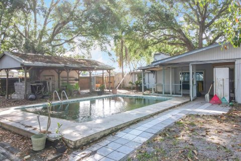 House in Belle Isle, Florida 4 bedrooms, 170.75 sq.m. № 1733472 - photo 5