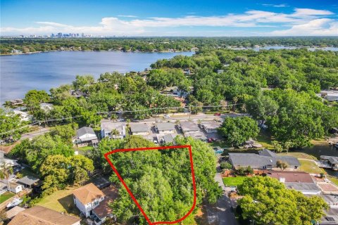 House in Belle Isle, Florida 4 bedrooms, 170.75 sq.m. № 1733472 - photo 3