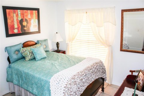 House in Deltona, Florida 3 bedrooms, 111.58 sq.m. № 1445064 - photo 10