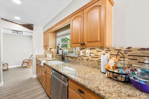 Casa en venta en Largo, Florida, 3 dormitorios, 110.27 m2 № 2353165 - foto 11