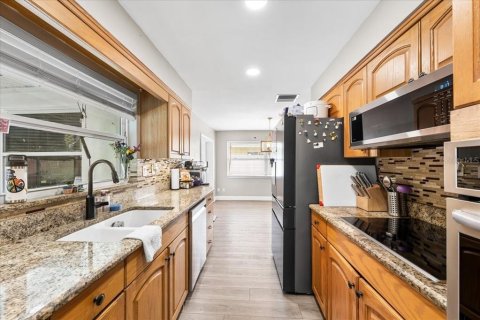 Casa en venta en Largo, Florida, 3 dormitorios, 110.27 m2 № 2353165 - foto 14
