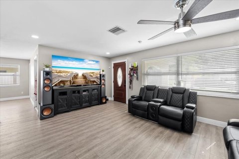 Casa en venta en Largo, Florida, 3 dormitorios, 110.27 m2 № 2353165 - foto 7