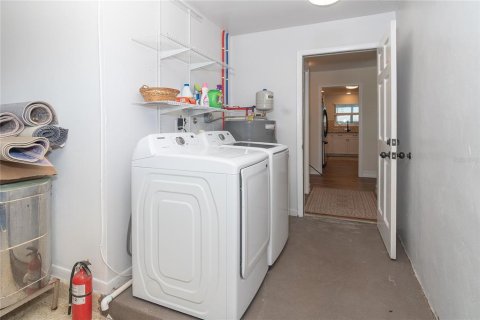 Villa ou maison à vendre à Rotonda, Floride: 3 chambres, 154.03 m2 № 1734619 - photo 21