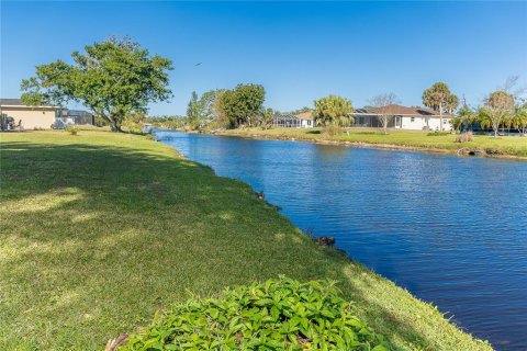 Villa ou maison à vendre à Rotonda, Floride: 3 chambres, 154.03 m2 № 1734619 - photo 26