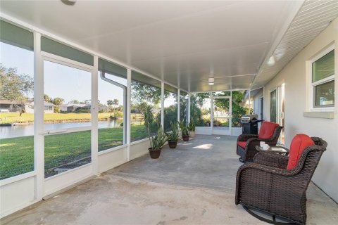 Villa ou maison à vendre à Rotonda, Floride: 3 chambres, 154.03 m2 № 1734619 - photo 24