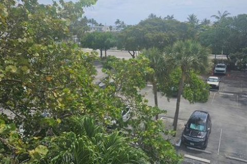 Copropriété à louer à Pompano Beach, Floride: 1 chambre, 89.84 m2 № 2181416 - photo 12