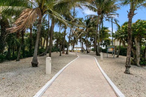 Copropriété à louer à Pompano Beach, Floride: 1 chambre, 89.84 m2 № 2181416 - photo 17