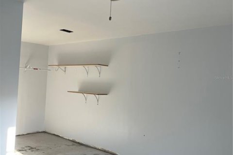 House in Tampa, Florida 3 bedrooms, 130.71 sq.m. № 1907021 - photo 19