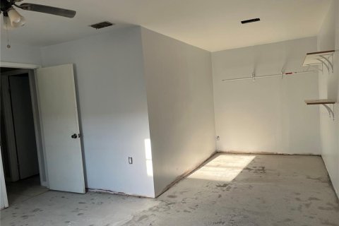 House in Tampa, Florida 3 bedrooms, 130.71 sq.m. № 1907021 - photo 22