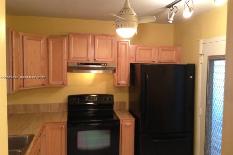 Condominio en venta en Plantation, Florida, 1 dormitorio, 87.33 m2 № 1992983 - foto 7