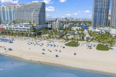 Condo in Fort Lauderdale, Florida, 1 bedroom  № 2361997