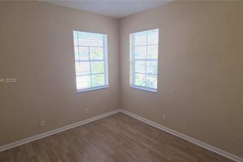 Townhouse in Riviera Beach, Florida 2 bedrooms, 94.95 sq.m. № 1954064 - photo 15