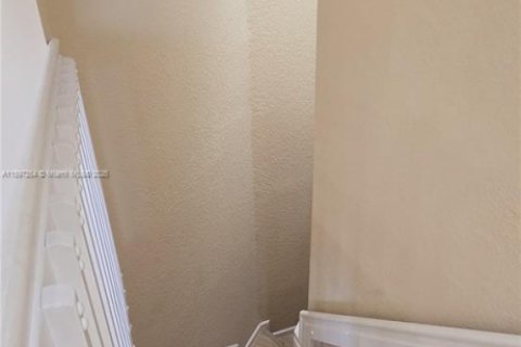 Townhouse in Riviera Beach, Florida 2 bedrooms, 94.95 sq.m. № 1954064 - photo 4