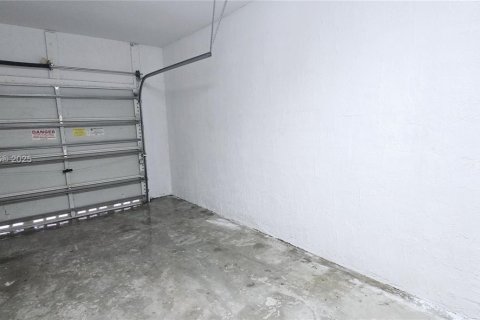 Townhouse in Riviera Beach, Florida 2 bedrooms, 94.95 sq.m. № 1954064 - photo 5