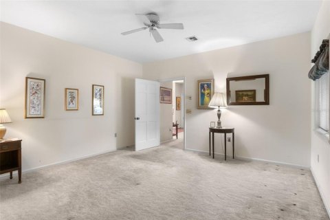 House in Sarasota, Florida 4 bedrooms, 452.16 sq.m. № 1770979 - photo 28