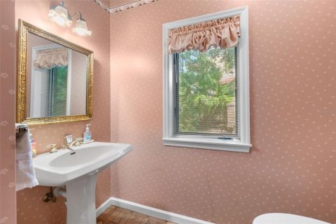House in Sarasota, Florida 4 bedrooms, 452.16 sq.m. № 1770979 - photo 14