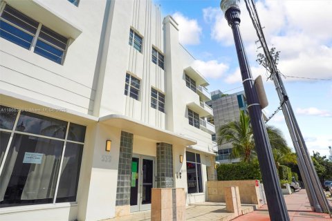 Copropriété à vendre à Miami Beach, Floride: 1 chambre, 38.09 m2 № 1920306 - photo 3