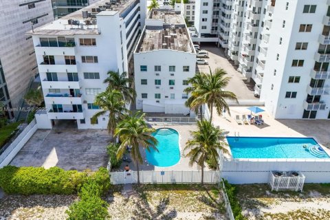 Copropriété à vendre à Miami Beach, Floride: 1 chambre, 38.09 m2 № 1920306 - photo 11