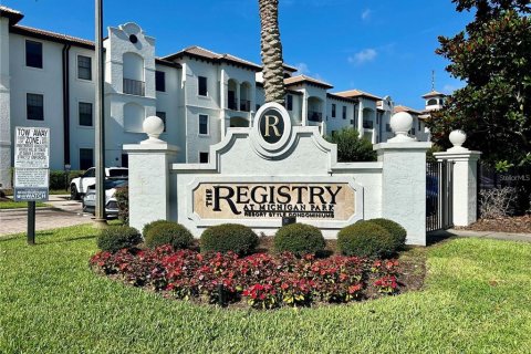 Condominio en venta en Orlando, Florida, 2 dormitorios, 102.84 m2 № 2157031 - foto 2