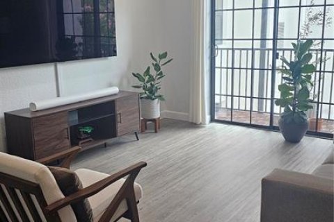 Condominio en venta en Orlando, Florida, 2 dormitorios, 102.84 m2 № 2157031 - foto 10
