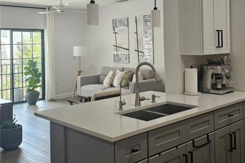 Condominio en venta en Orlando, Florida, 2 dormitorios, 102.84 m2 № 2157031 - foto 6