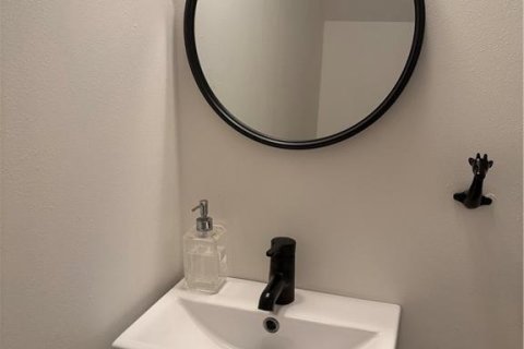 Купить таунхаус в Виро-Бич, Флорида 3 комнаты, 83.61м2, № 2083975 - фото 16