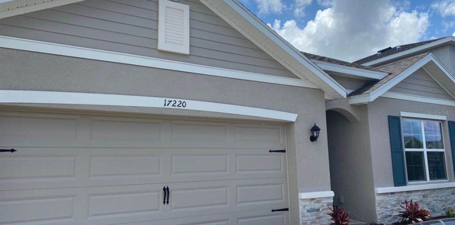 House in Bradenton, Florida 4 bedrooms, 169.83 sq.m. № 2167675
