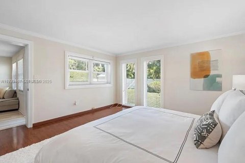 Снять в аренду виллу или дом в Майами-Бич, Флорида 4 спальни, 202.53м2, № 1991297 - фото 15