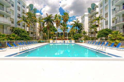 Condo in Miami, Florida, 2 bedrooms  № 2048188 - photo 20