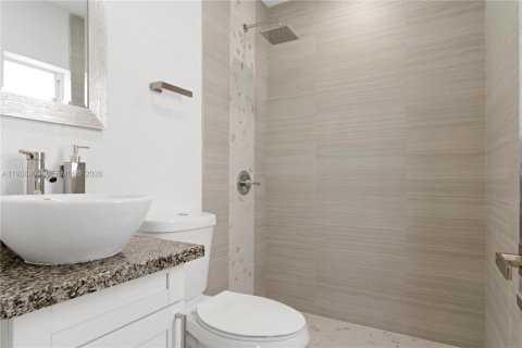 Casa en alquiler en Miami, Florida, 4 dormitorios, 185.71 m2 № 1996719 - foto 20