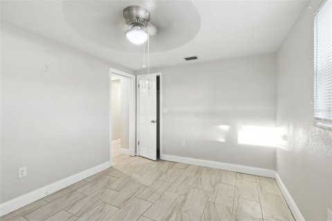 Casa en venta en Port Richey, Florida, 3 dormitorios, 137.4 m2 № 1883948 - foto 18