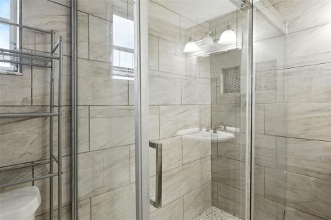 Casa en venta en Port Richey, Florida, 3 dormitorios, 137.4 m2 № 1883948 - foto 27