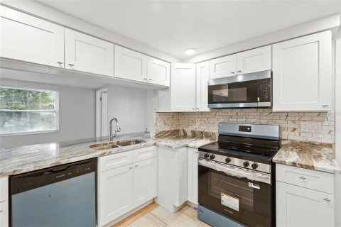 Casa en venta en Port Richey, Florida, 3 dormitorios, 137.4 m2 № 1883948 - foto 6