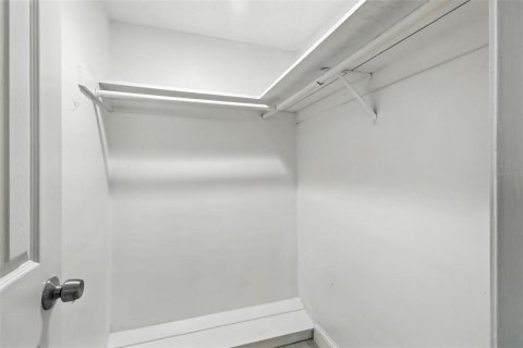 Casa en venta en Port Richey, Florida, 3 dormitorios, 137.4 m2 № 1883948 - foto 25
