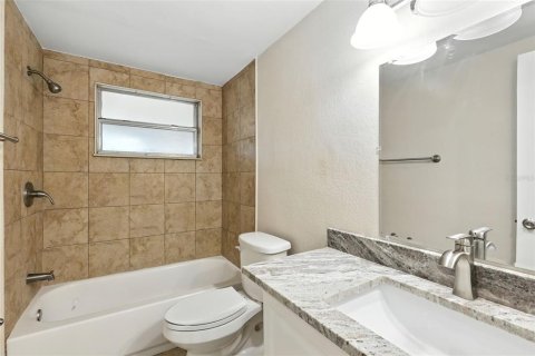 Casa en venta en Port Richey, Florida, 3 dormitorios, 137.4 m2 № 1883948 - foto 20