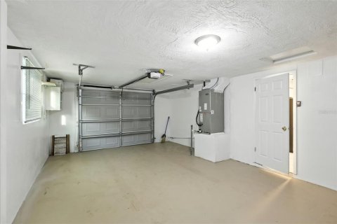 Casa en venta en Port Richey, Florida, 3 dormitorios, 137.4 m2 № 1883948 - foto 28