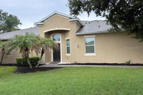 Condominio en Sun City Center, Florida, 2 dormitorios  № 2277145