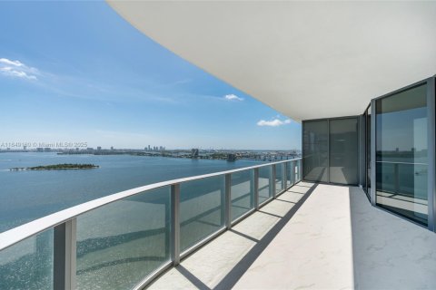 Condo in Miami, Florida, 4 bedrooms  № 1857178 - photo 18
