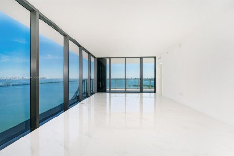 Condo in Miami, Florida, 4 bedrooms  № 1857178 - photo 25