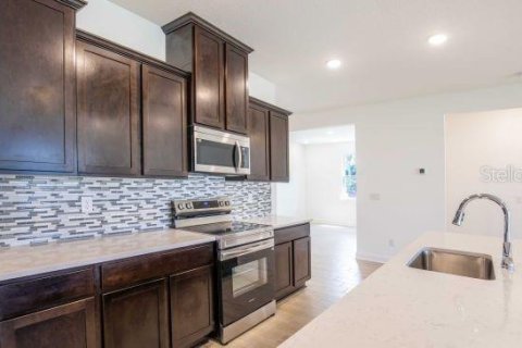 House in Green Cove Springs, Florida 4 bedrooms, 226.12 sq.m. № 1788062 - photo 5